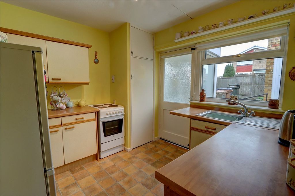 Property photo 3 of 10 Picture No. 12