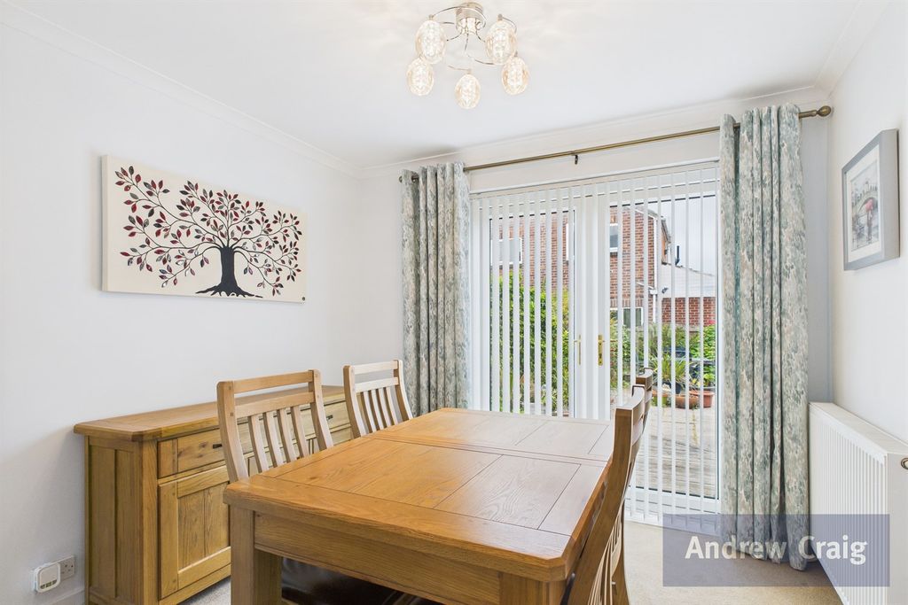 Property photo 3 of 20 Dining Room