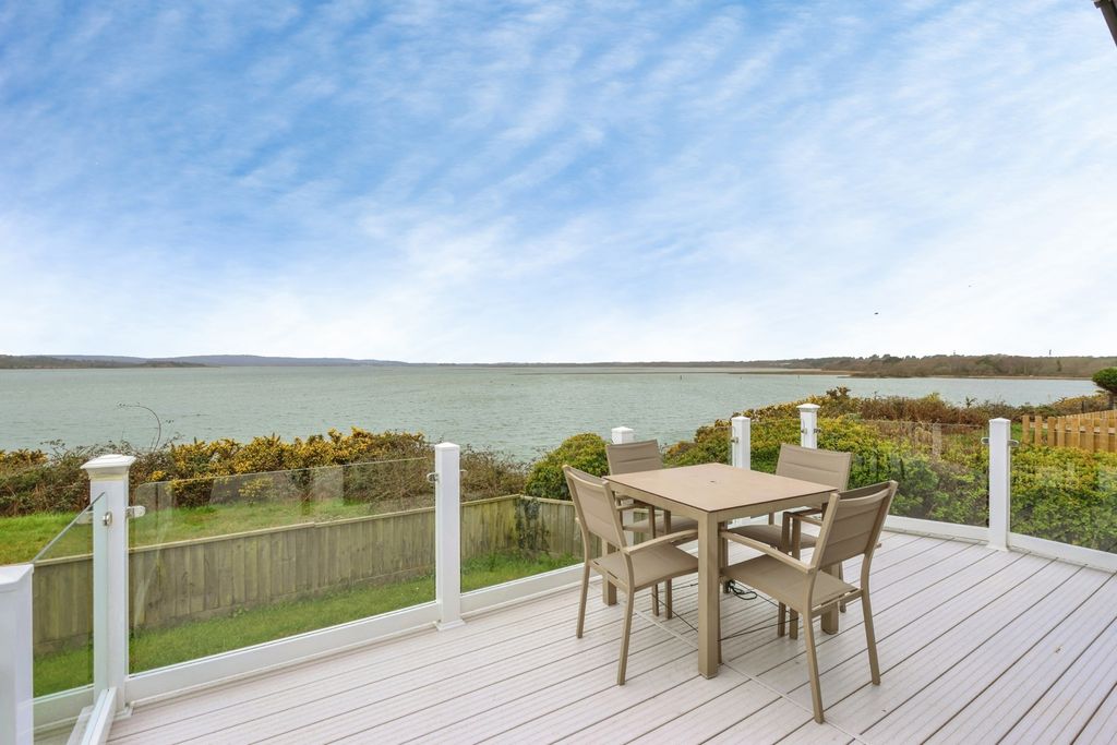 Property photo 3 of 17 Decked Terrace