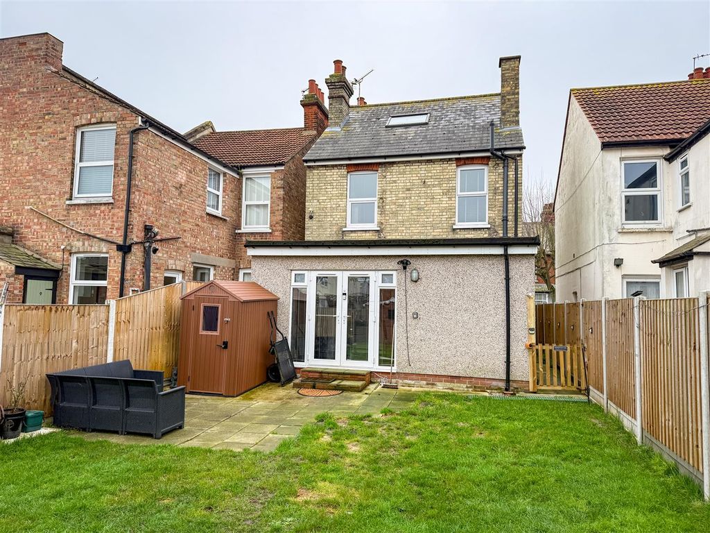 Property photo 2 of 16 Outside - Rear