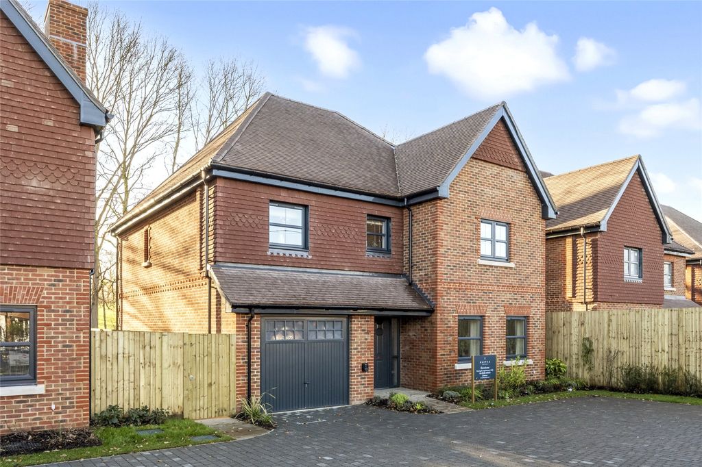 Property photo 1 of 23 Picture No. 08