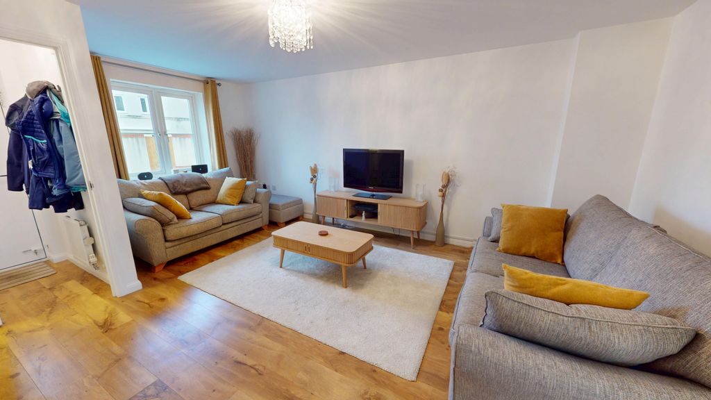 Property photo 2 of 22 17Tmc-01212026_132754