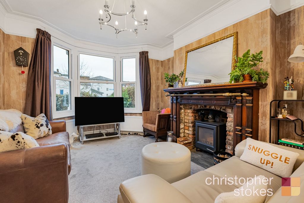 Property photo 2 of 27 4627766