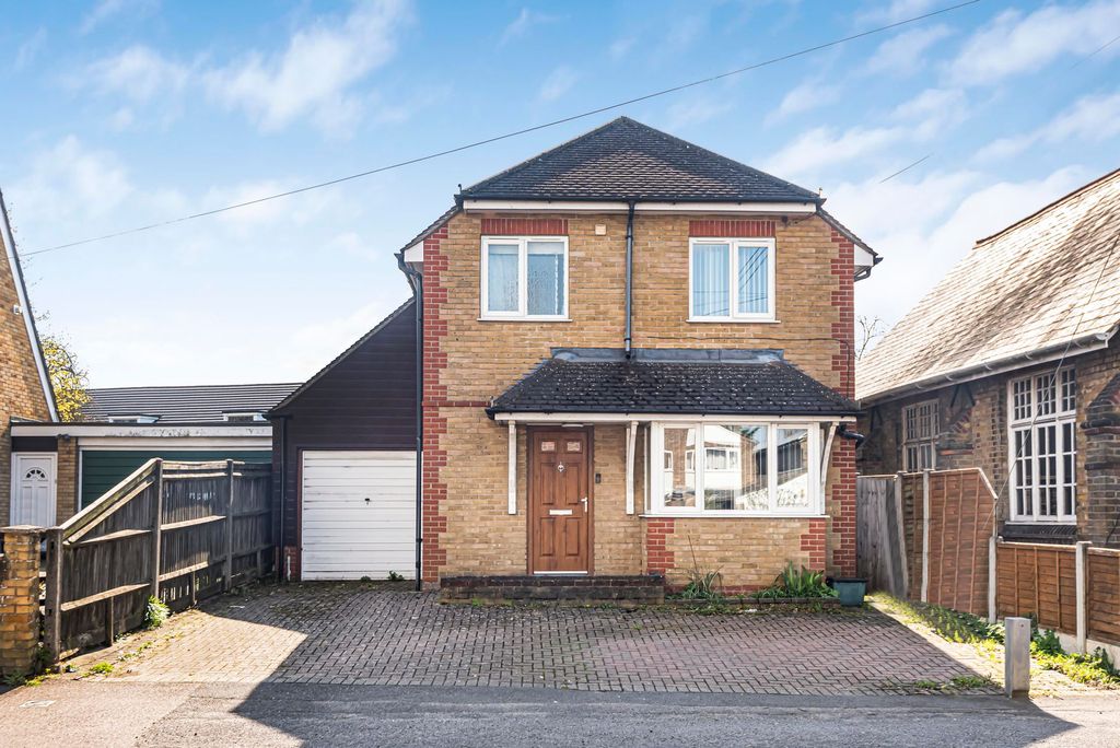 Property photo 1 of 19