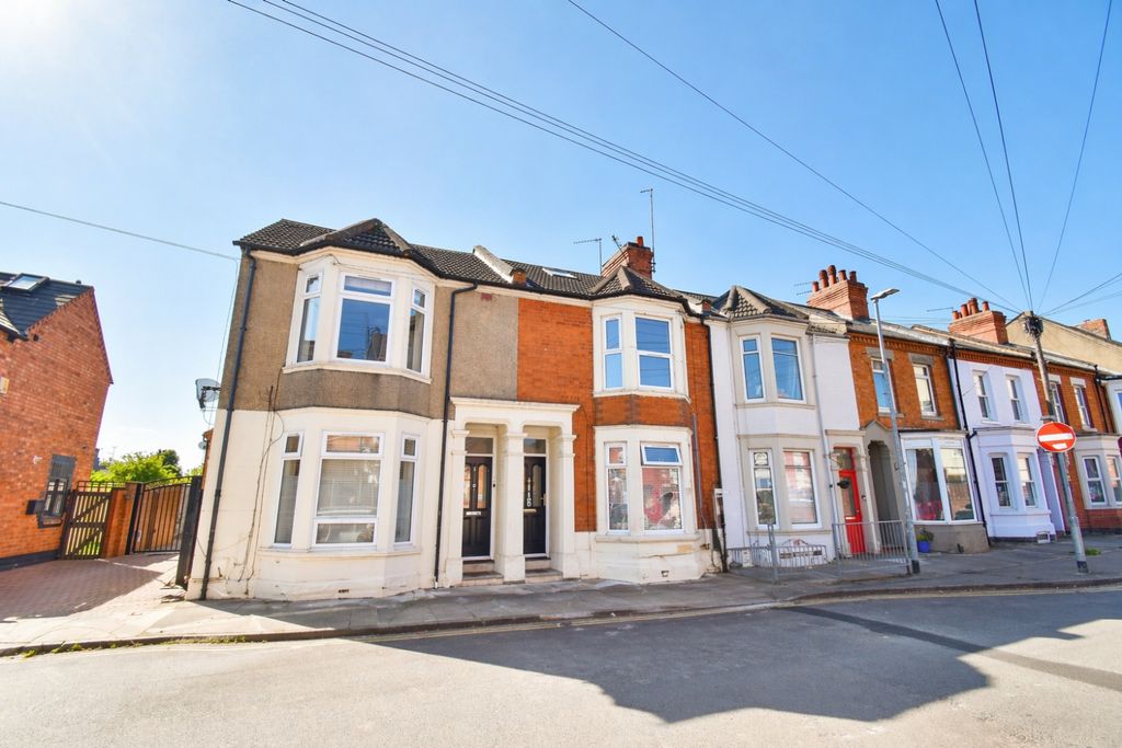 Property photo 1 of 6 Chatgpt Image Apr 24, 2026, 10_32_30 Am