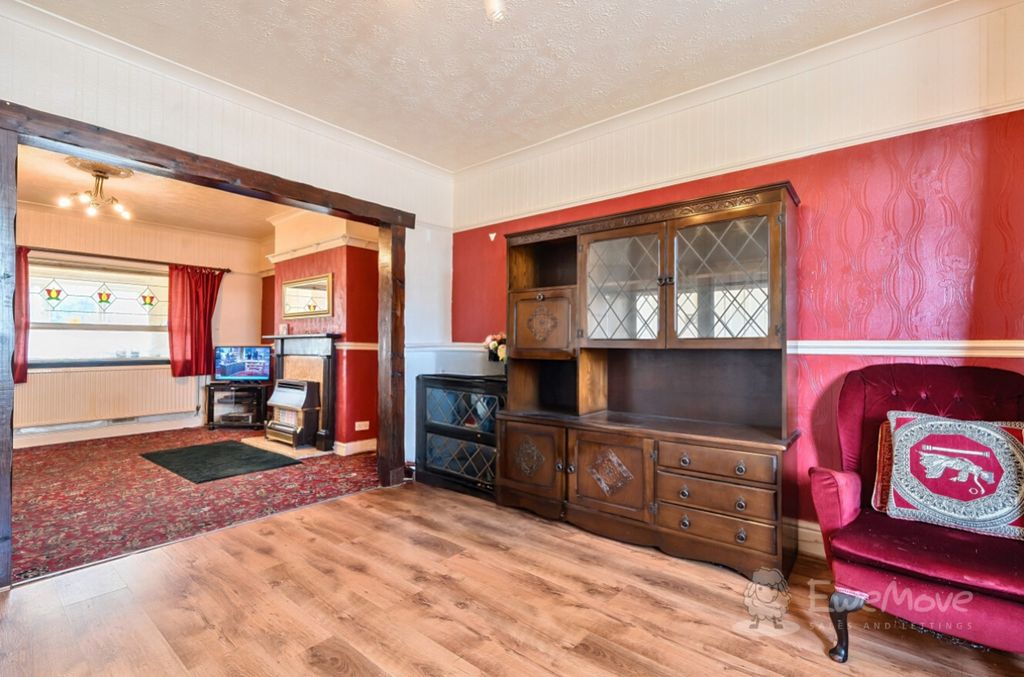 Property photo 3 of 13 2-6