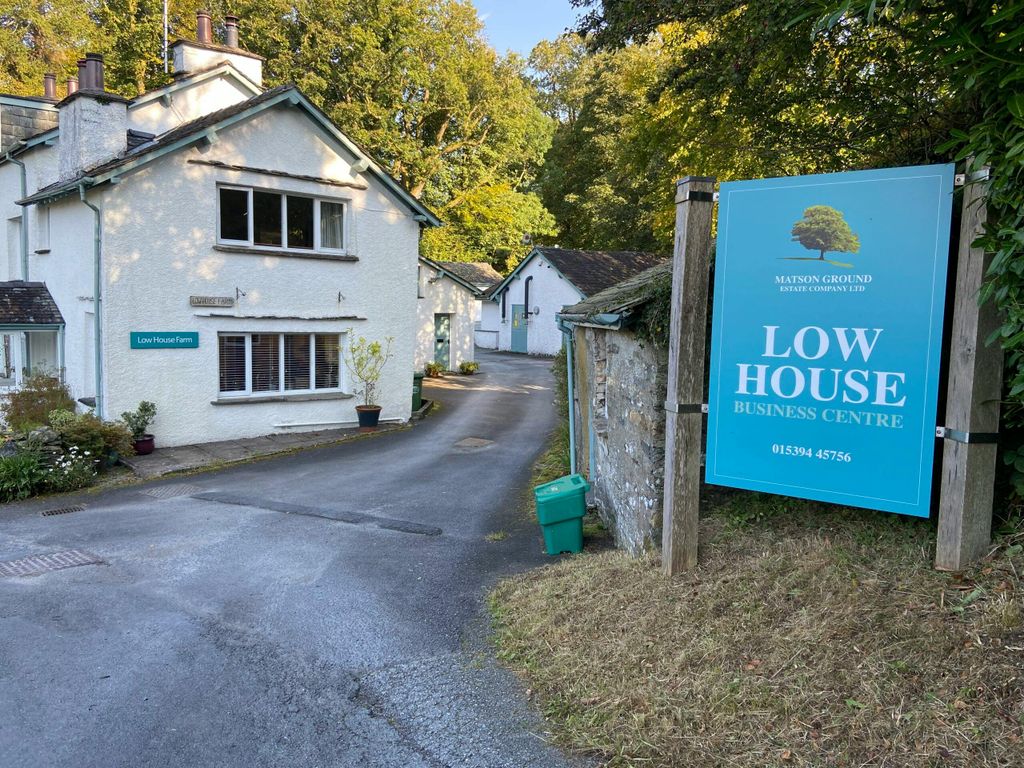 Property photo 2 of 8 Image 9