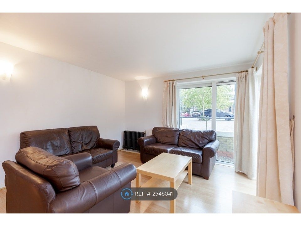 Property photo 3 of 16