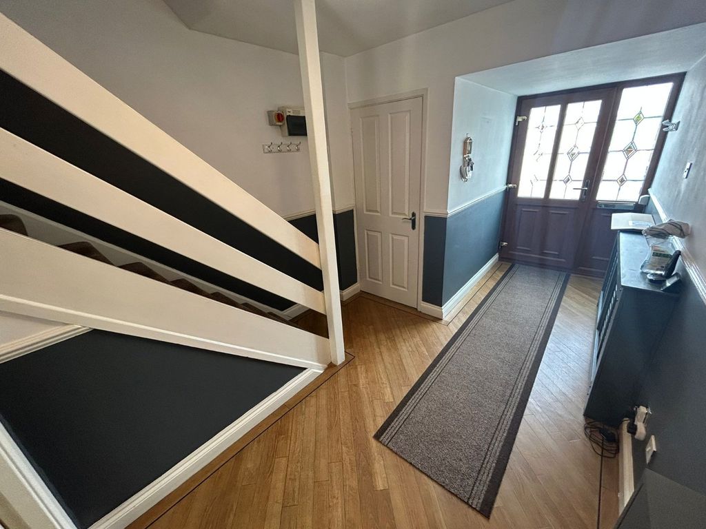 Property photo 2 of 15 Hall