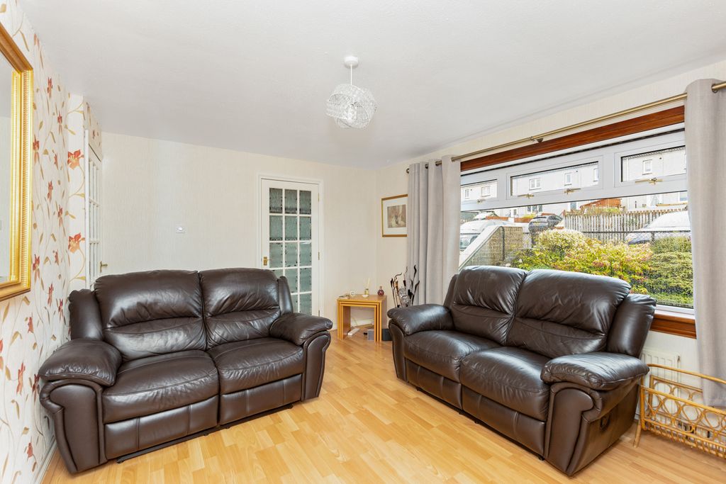 Property photo 3 of 16 Property Image 3