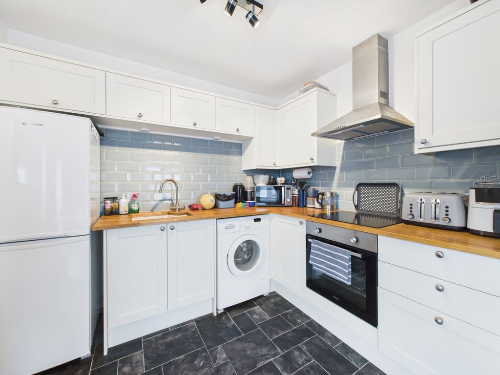 Property photo 3 of 20 4129669