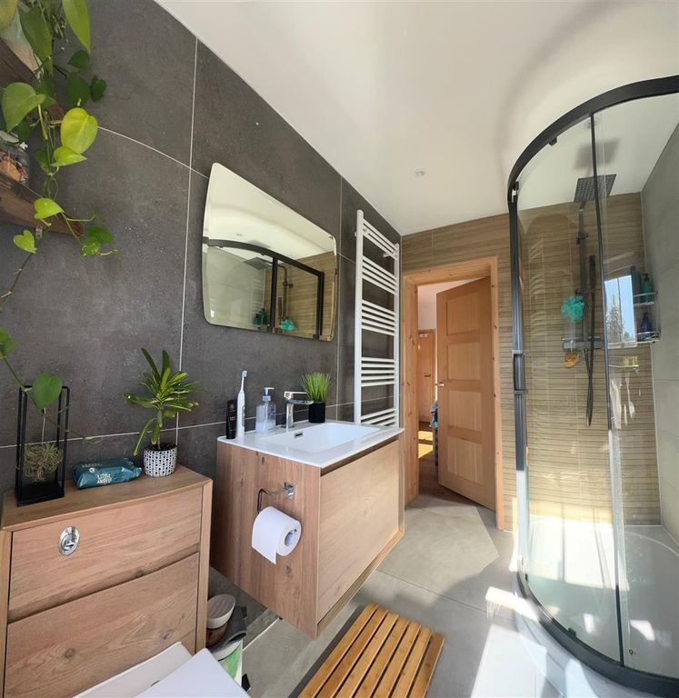 Property photo 3 of 20 1.Jpg