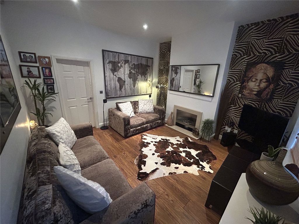 Property photo 2 of 19 Living Room