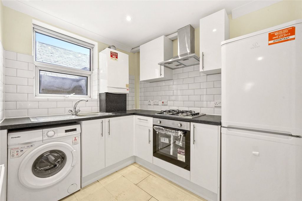 Property photo 1 of 11 Picture No. 04