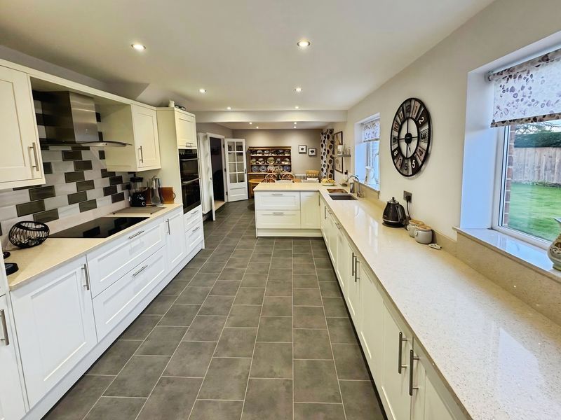 Property photo 3 of 15 Photo 18