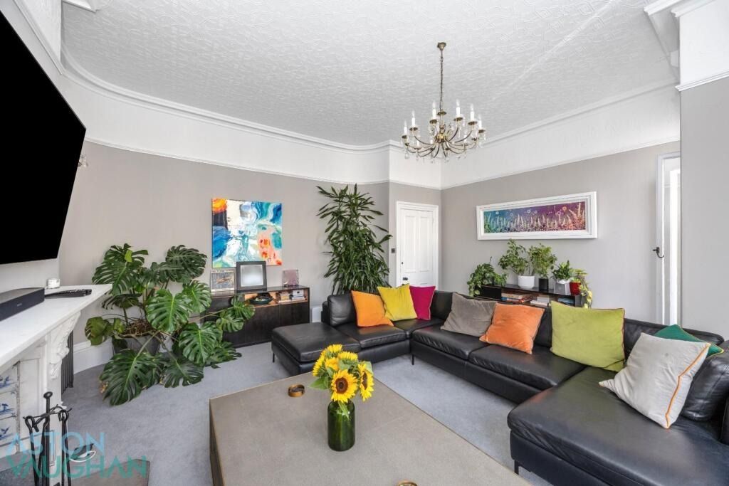 Property photo 3 of 20 4521763