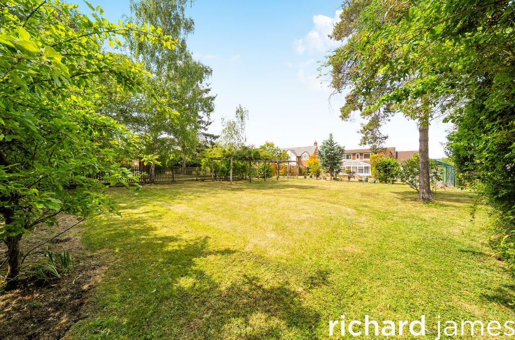 Property photo 2 of 27 81F0F4c7094240859Fc3c353Acf0B662
