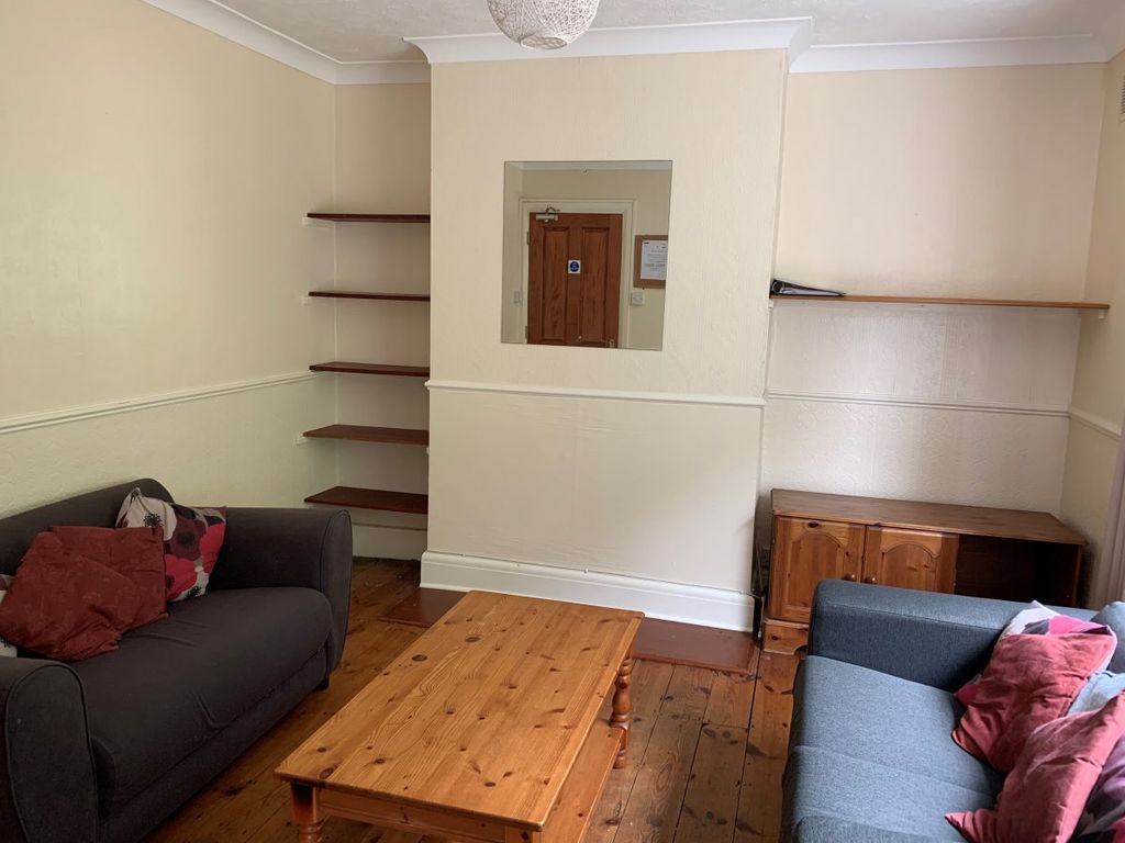 Property photo 2 of 10 Gallery