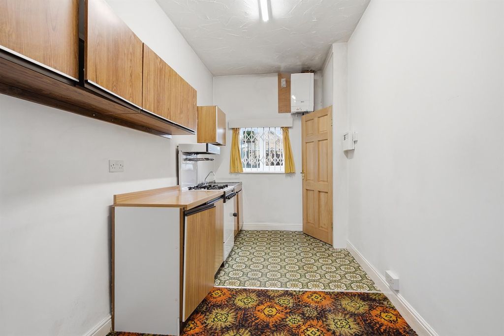 Property photo 2 of 21 Kitchen Diner