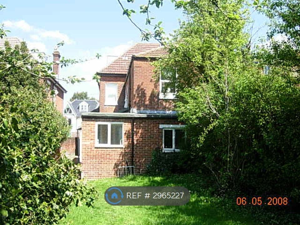 Property photo 2 of 8