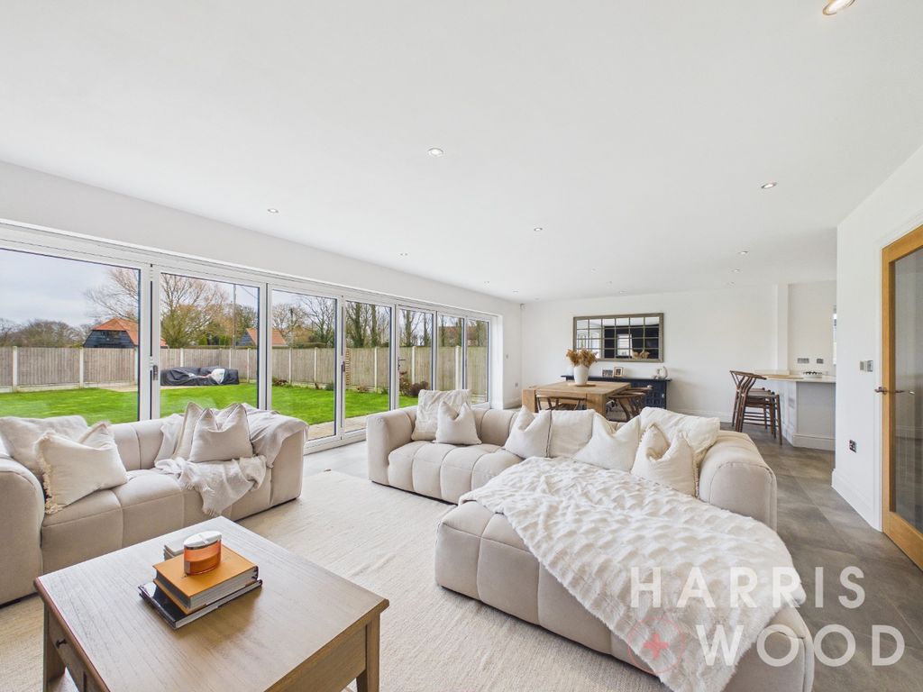 Property photo 2 of 34 4899114