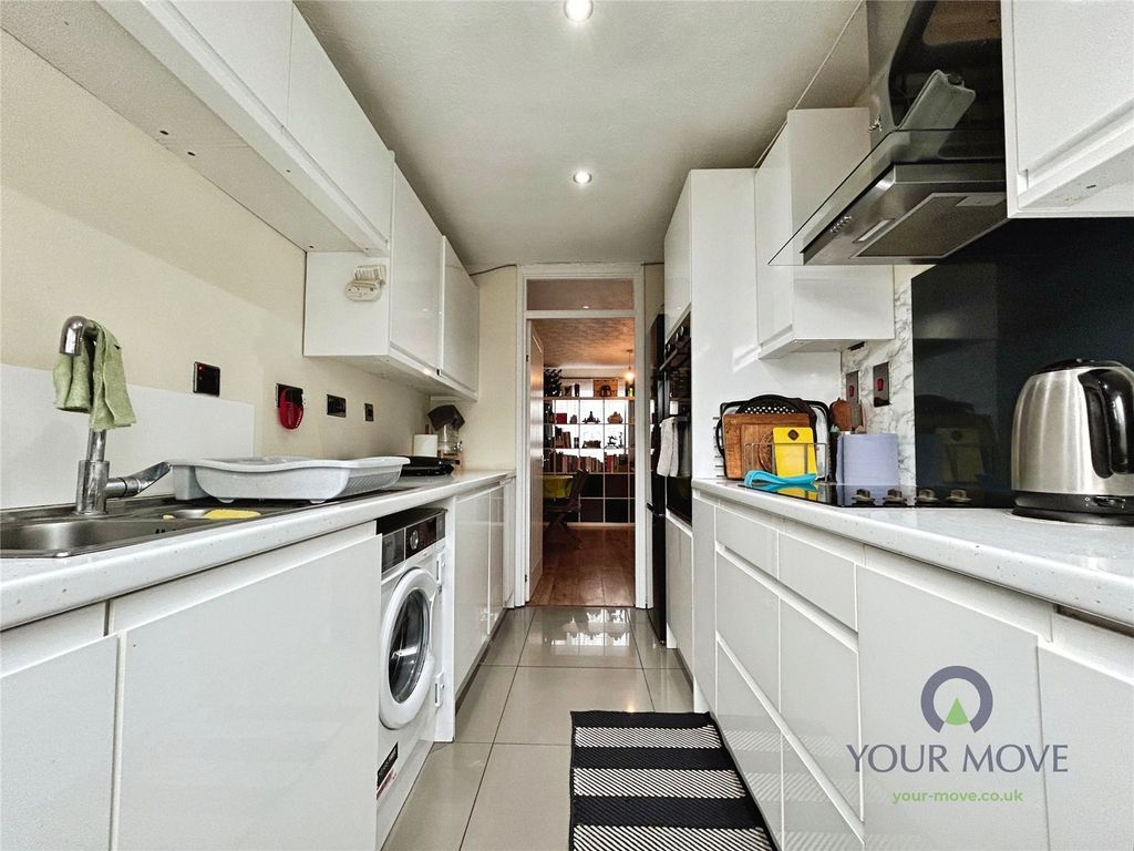 Property photo 3 of 14 Picture No. 14