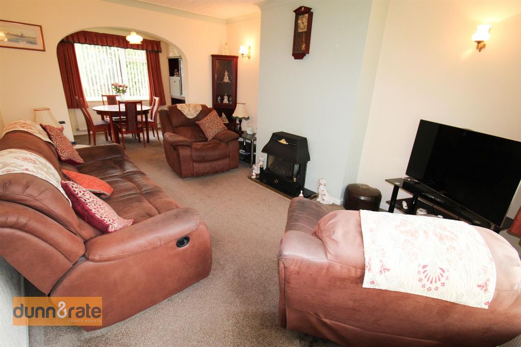 Property photo 2 of 18 Img_2758.Jpg