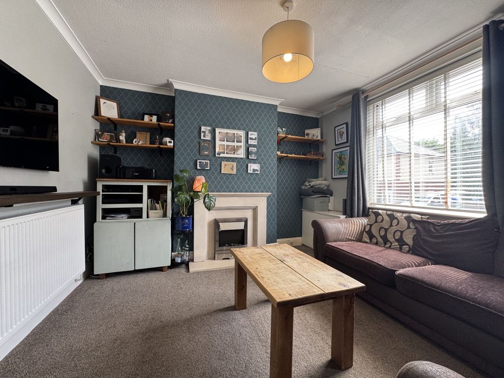 Property photo 2 of 13 Photo 9