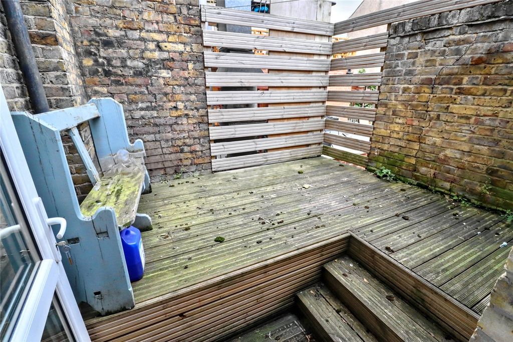 Property photo 3 of 9 Picture No. 07