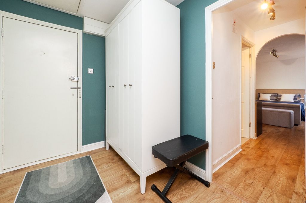 Property photo 3 of 24 Picture No. 24