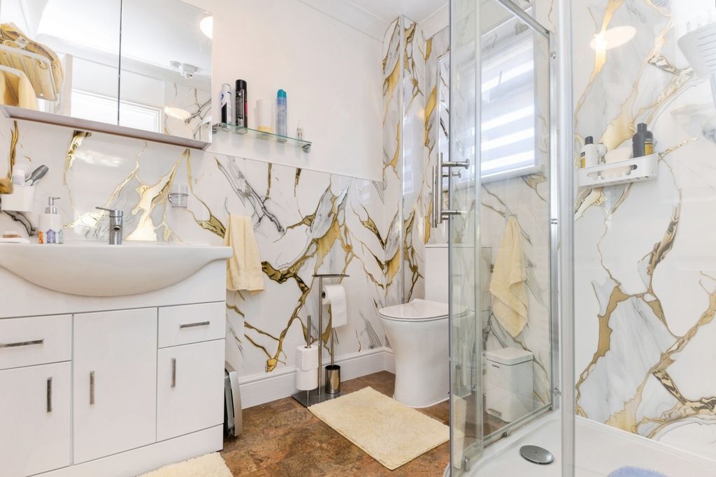 Property photo 3 of 13 Pbox-Img.Jpg