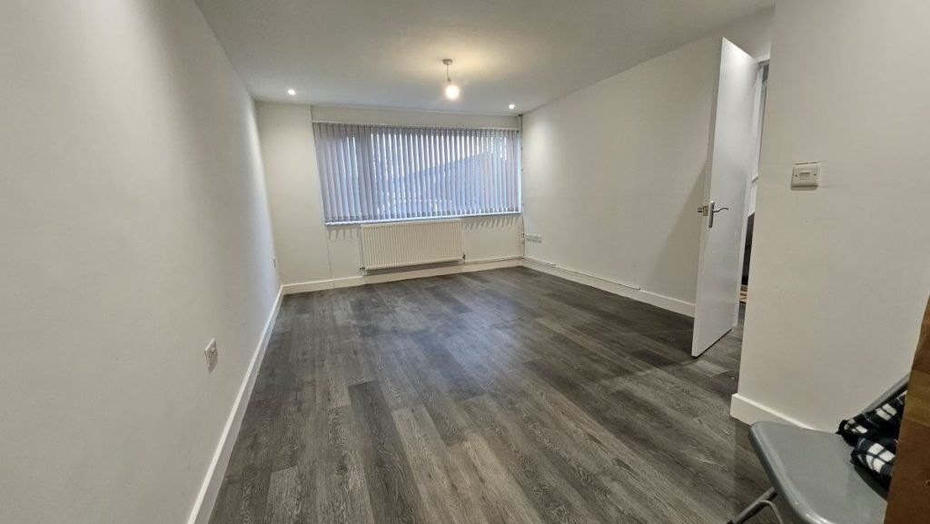 Property photo 3 of 16 3