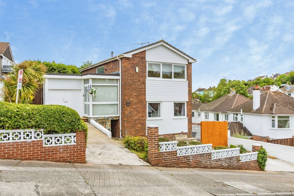 Property photo 1 of 29