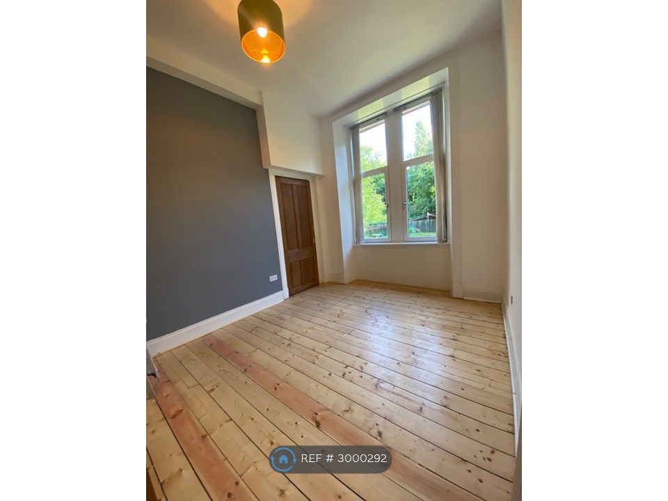 Property photo 3 of 19 Bedroom 2