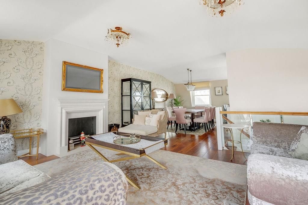 Property photo 2 of 25 Queensgateterrace11,Flatg-12.Jpg