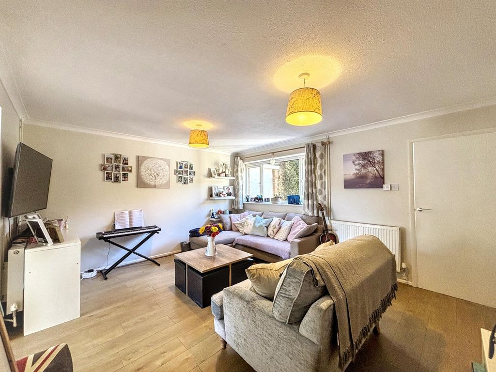 Property photo 3 of 23