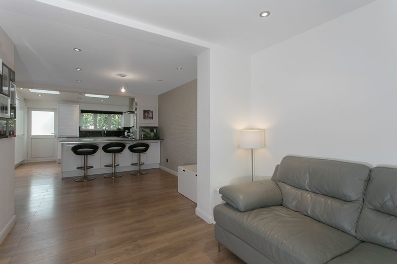 Property photo 2 of 12 Photo 5