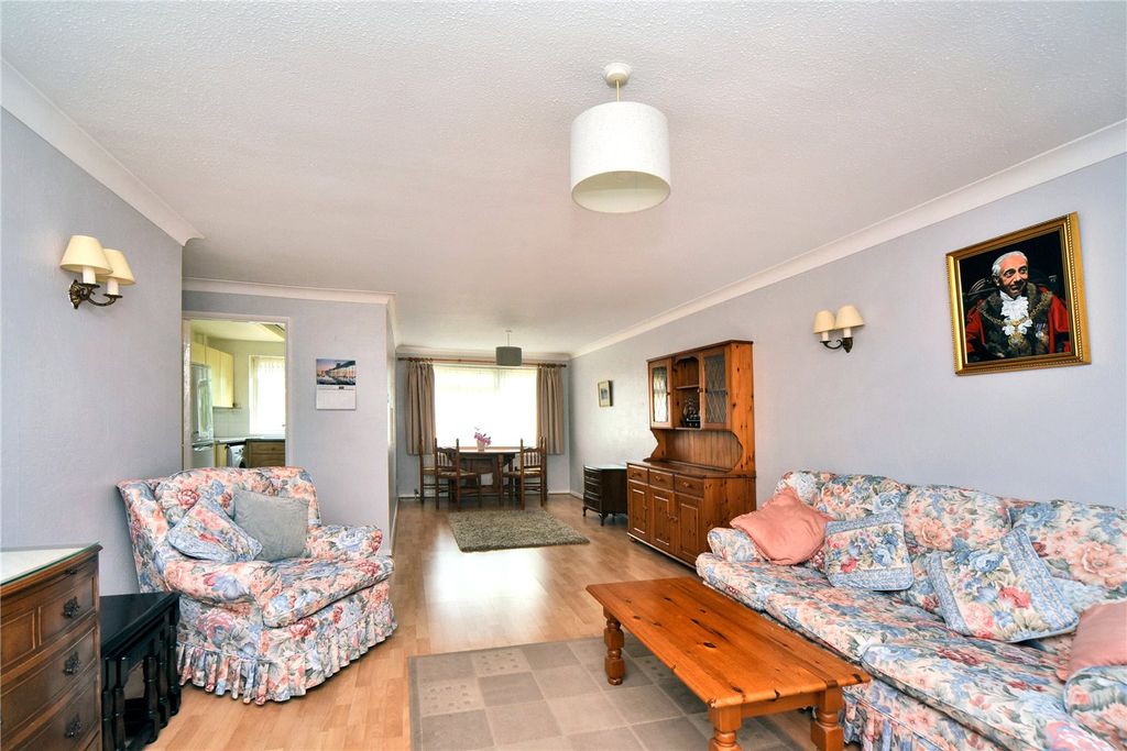 Property photo 2 of 14 Picture No. 02