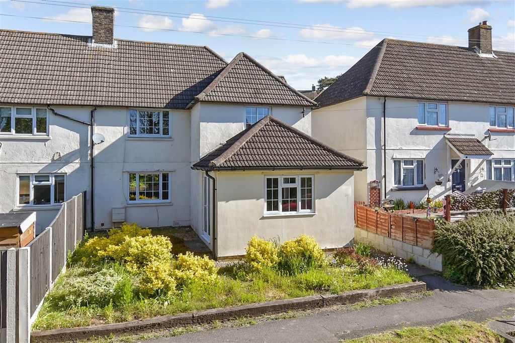 Property photo 1 of 12 External Front Web..