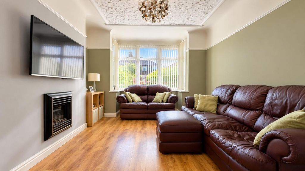 Property photo 2 of 20 04B3A871-5B91-4F79-Be6E-52444A356A75.Png