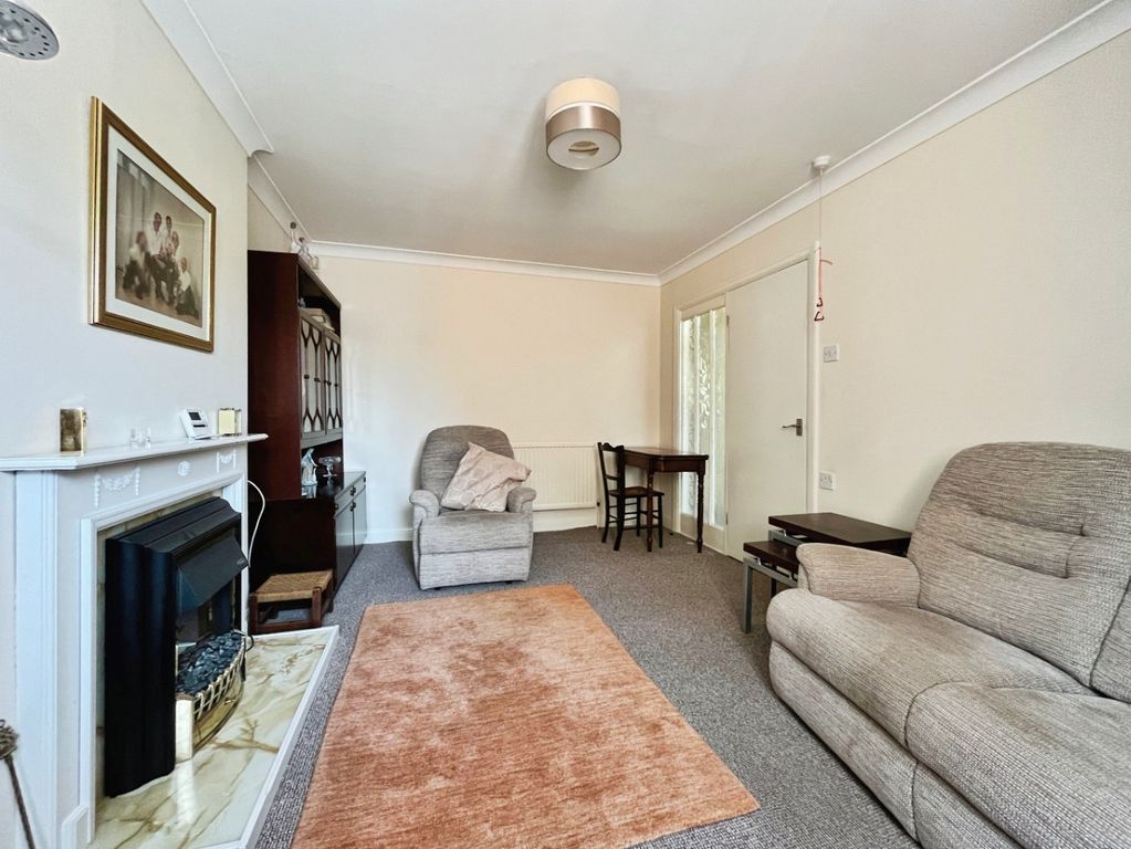 Property photo 2 of 9 4124616