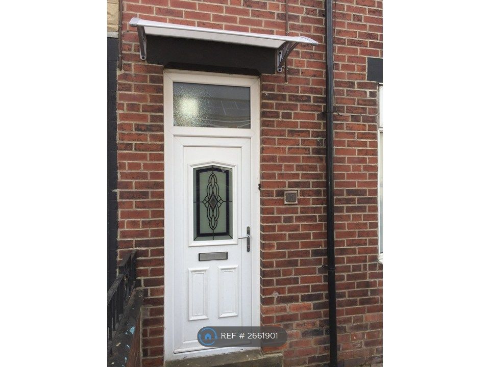 Property photo 3 of 14 Front Entrance