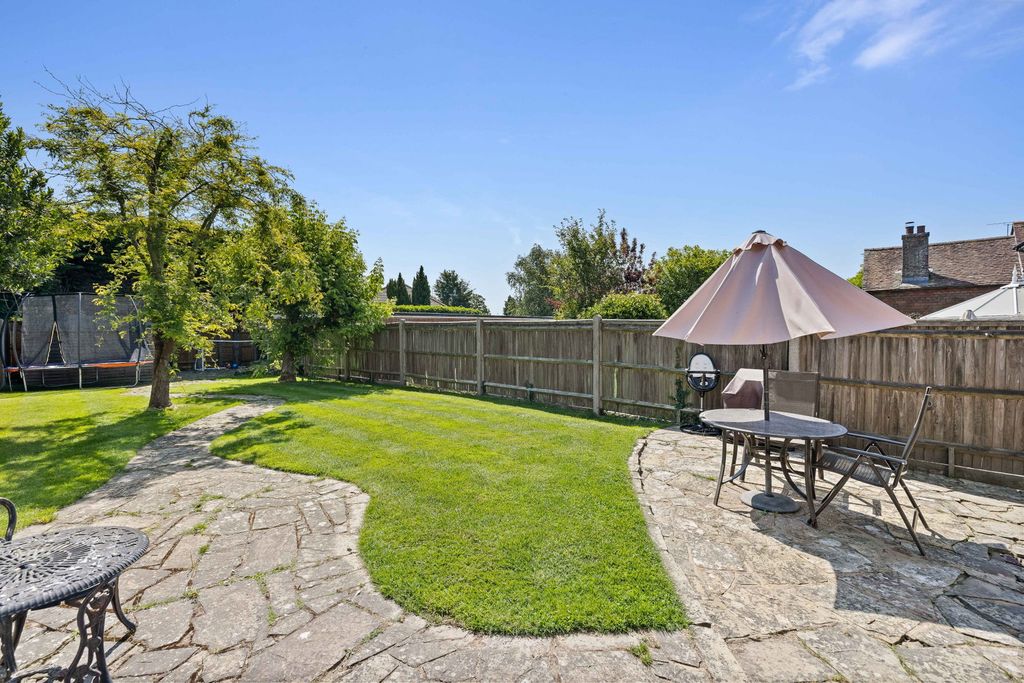 Property photo 2 of 23