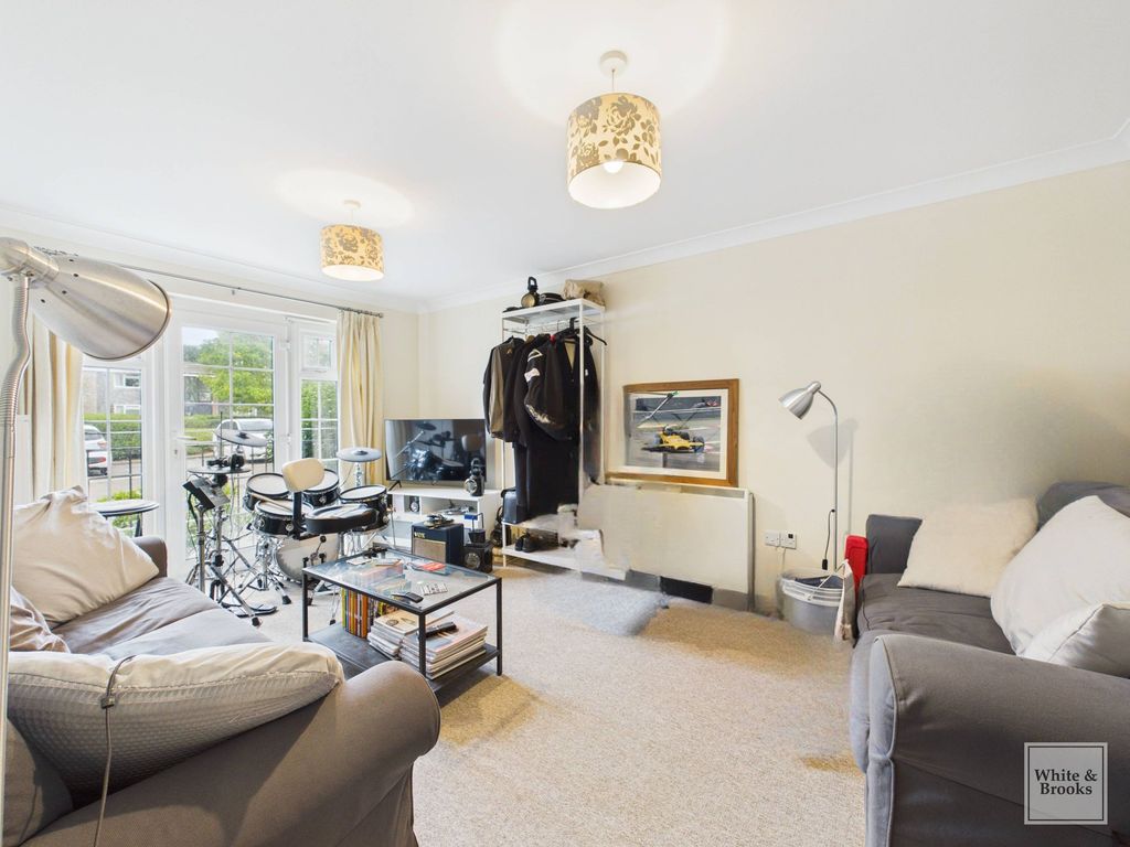 Property photo 2 of 9