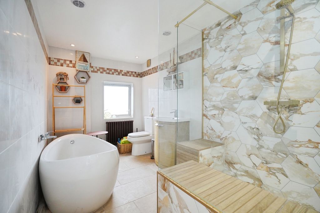 Property photo 2 of 20 Pbox-Img.Jpg