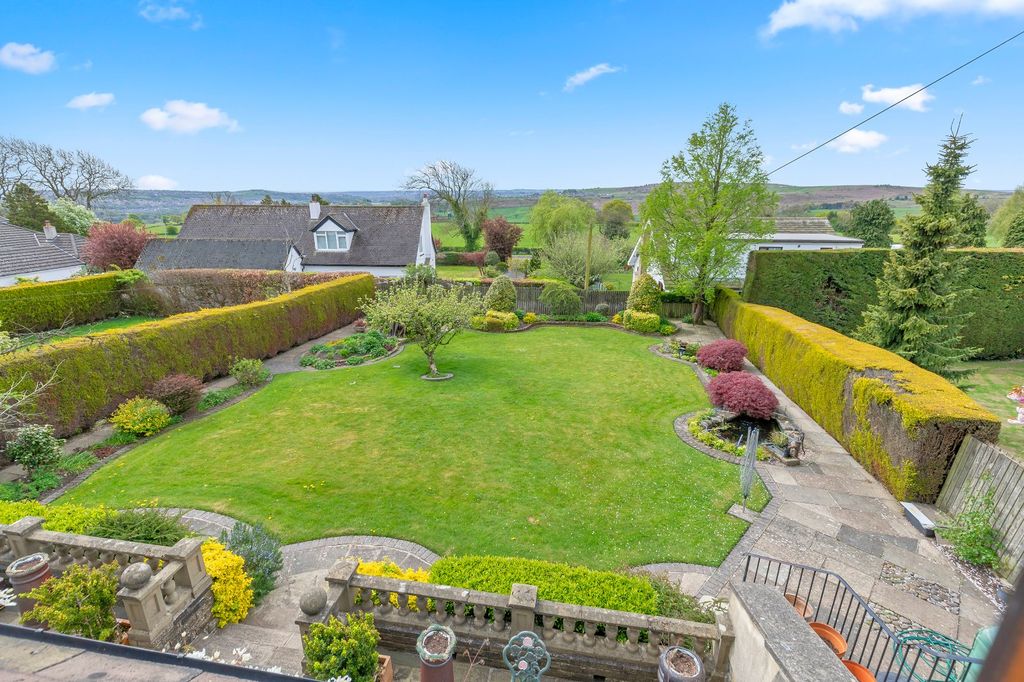 Property photo 3 of 34 Picture 3