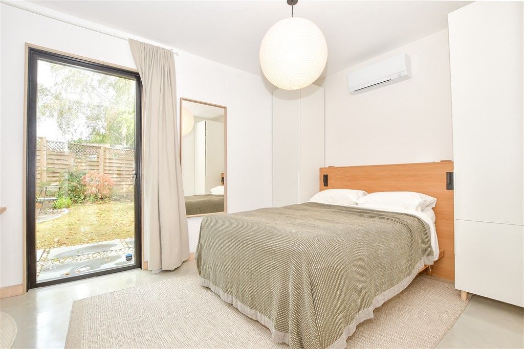 Property photo 3 of 9 Bedroom 1