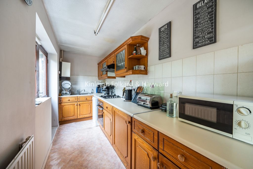 Property photo 1 of 6 3