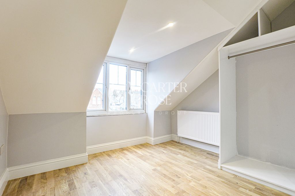 Property photo 2 of 12 Bedroom