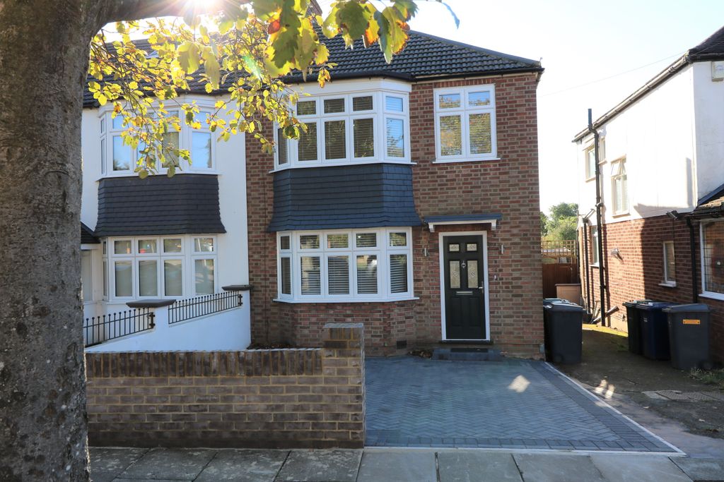 Property photo 1 of 24